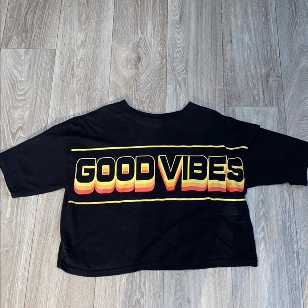 ‘Good Vibes’ Crop Top